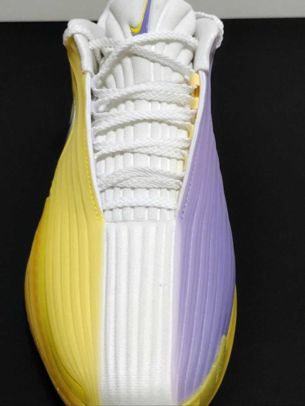 Nike Air Zoom GT Cut 3 Turbo Men's 10.5 Basketball Sneakers Lt Purple/Yellow